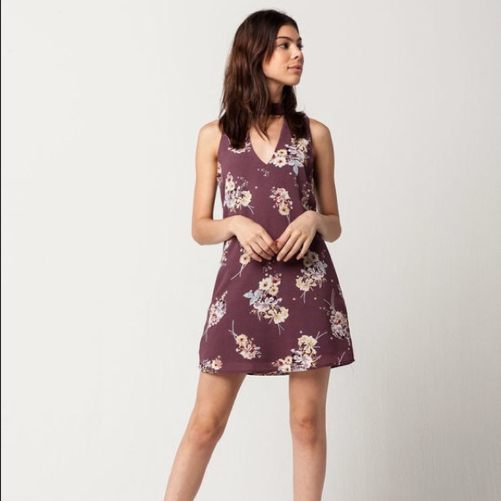 NWT Socialite Brown Floral Cut Out Dress - Picture 4 of 8